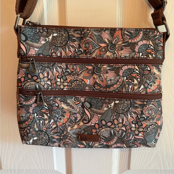 SAKROOTS Women's Floral Crossbody Bag - Brown and Pink - Picture 2 of 9